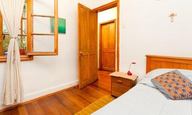 Bed and Breakfast Alojamiento Alberto Magno Сантьяго Экстерьер фото